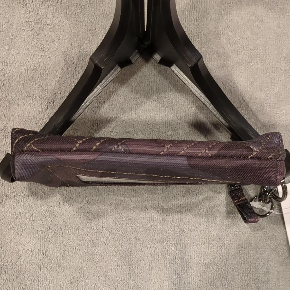 Lug Metro XL Pouch - Brushed Camo Black - NWT - Picture 7 of 8